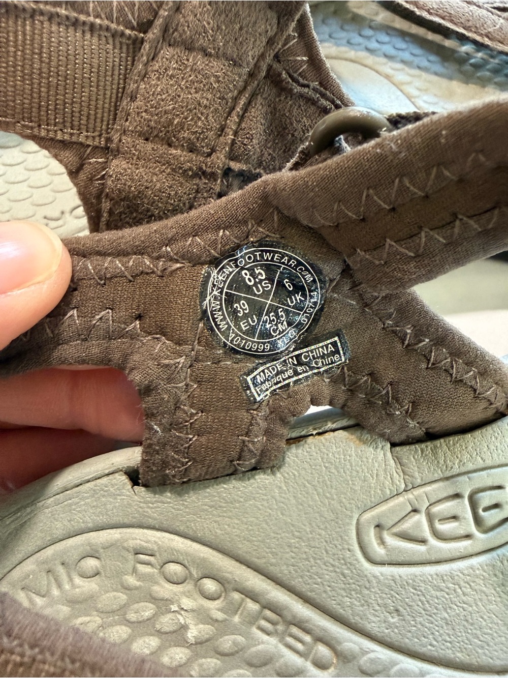 KEEN Rose Sandals Women's 8.5 Brown Outdoor Hiking Water Shoes Comfort Strappy - Picture 5 of 5